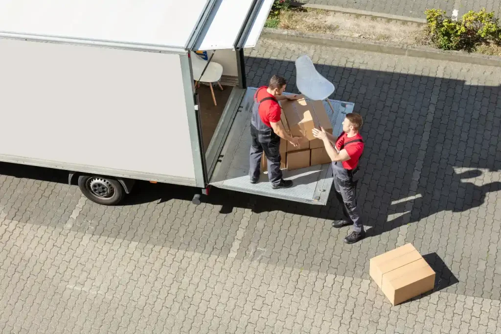 Long-Distance-Movers-Toronto